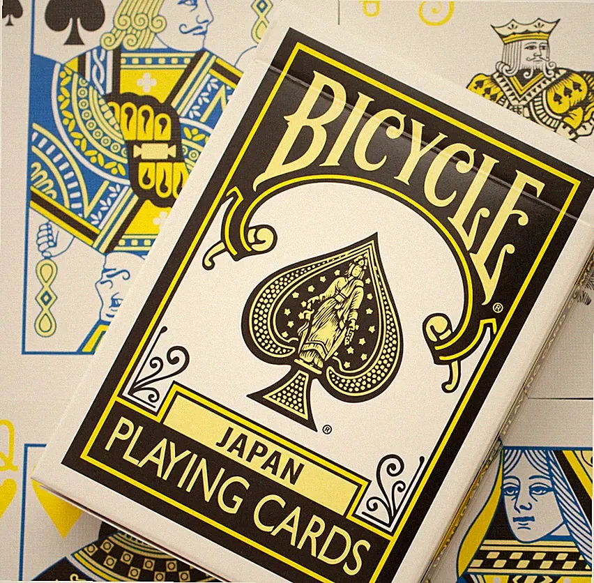 Bicycle Japan black-yellow playing cards