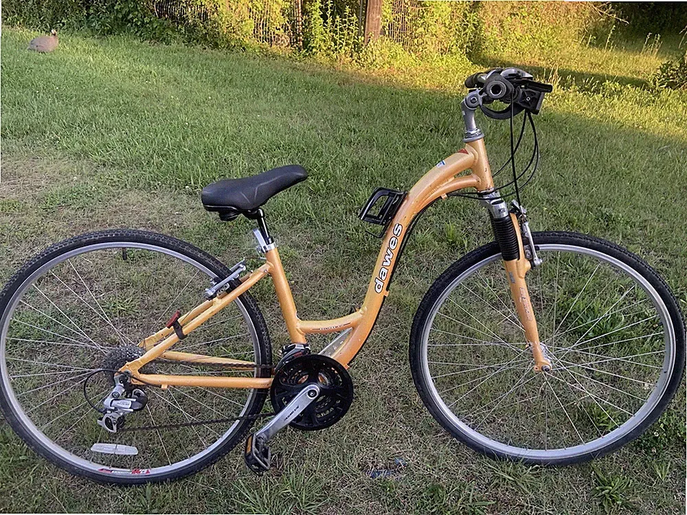 Dawes Eclipse Suntour Touring Bike Bicycle 8 Speed Yellow Ladies Beach cycling