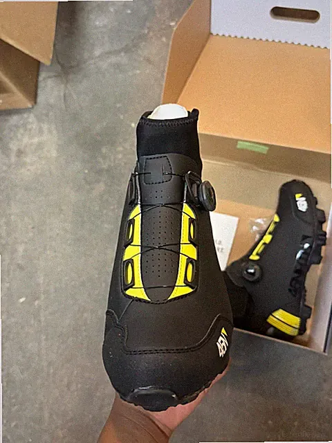 Giro Terraduro Mountain Cycling Shoes Black/Yellow Dial Low Top 2-Bolt EU42