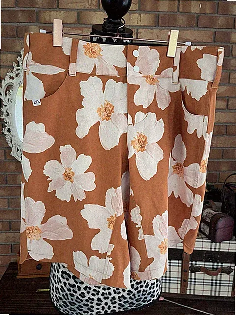 WILD RYE Riley Lightweight Bike Hybrid Shorts (8) Painted Poppy Orange Yellow